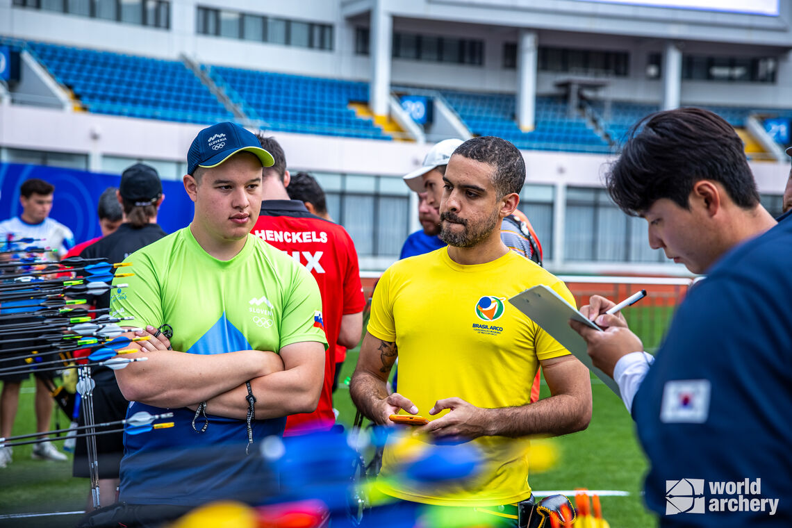 Bernardo Oliveira during qualification at Shanghai 2024 Hyundai Archery World Cup.