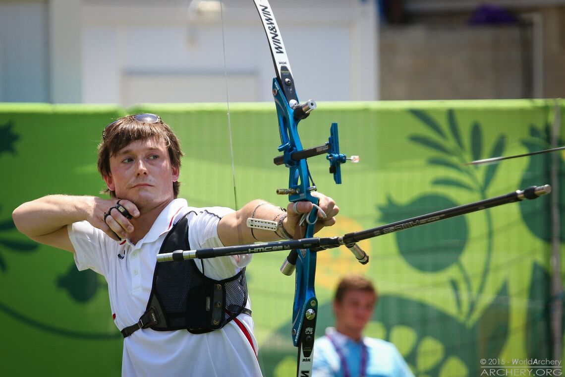 Jeff Henckels shoots at the Baku 2015 European Games. 