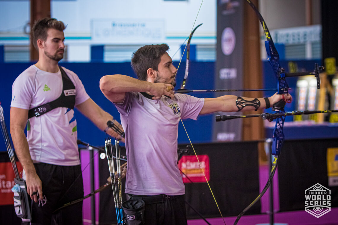Alen Remar shoots during the Sud de France – Nimes Archery Tournament in 2021.