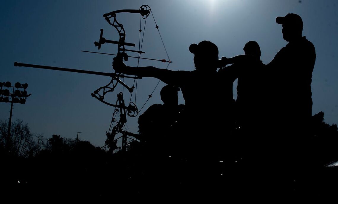 A para archer in shadow during the Pan American Championships in 2021.