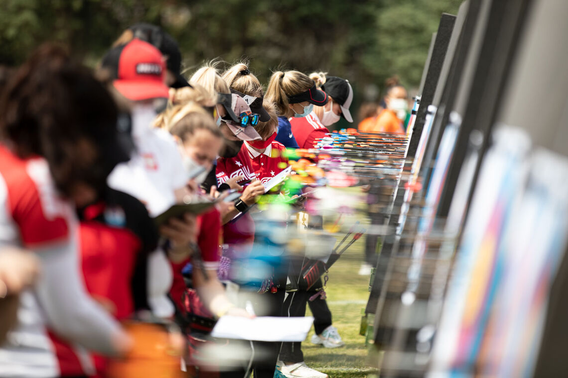 Compound archers score during qualification at the European Grand Prix in Antalya in 2021.