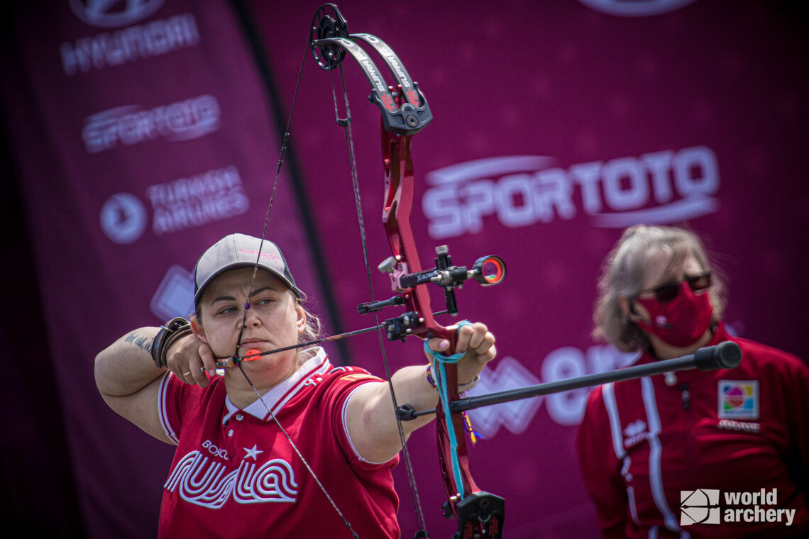 Natalia Avdeeva shoots during the bronze medal match at the second stage of the Hyundai Archery World Cup in 2021.