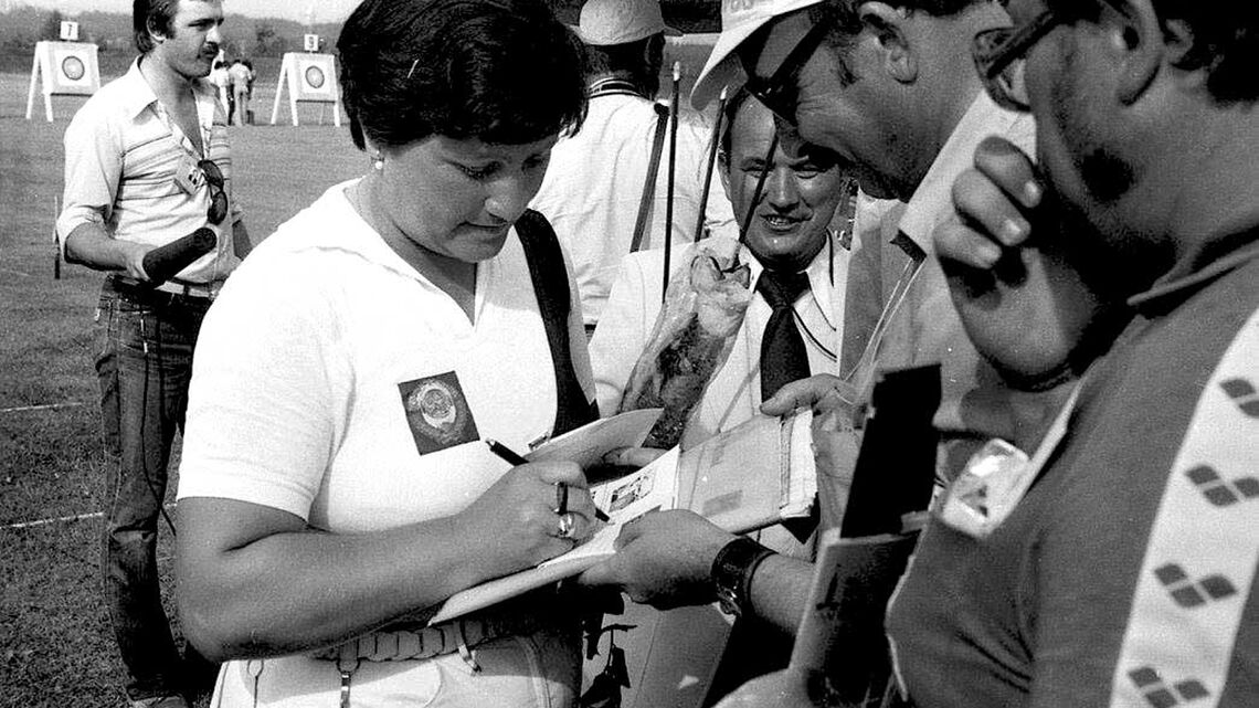 Keto Losaberidze signs autographs at the Moscow 1980 Olympic Games.