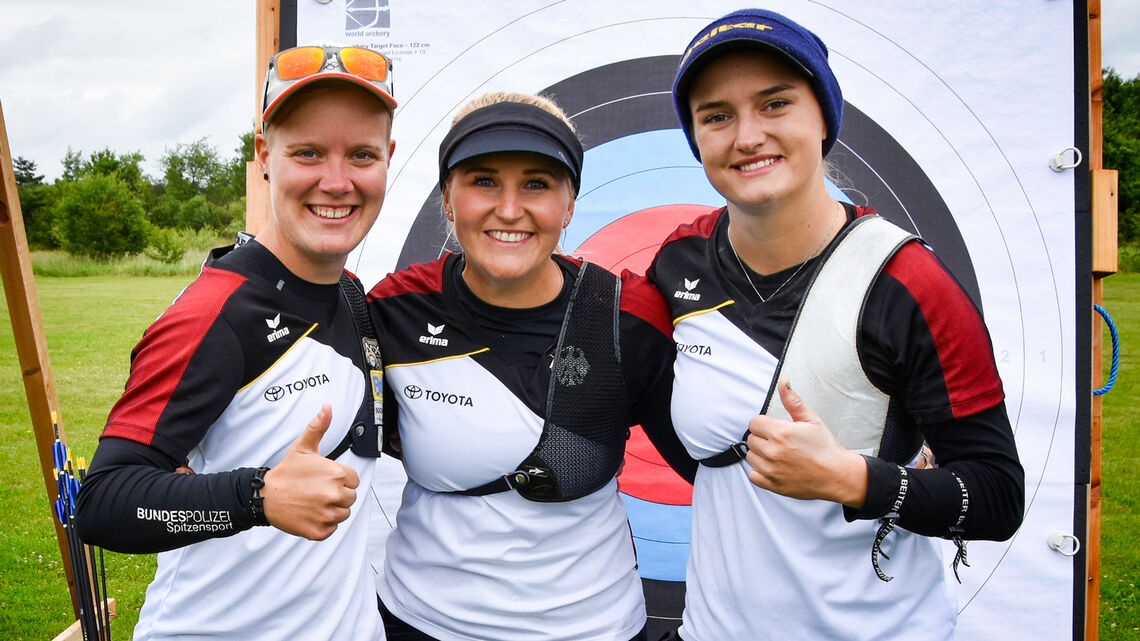 The German recurve women’s team at the European Championships.