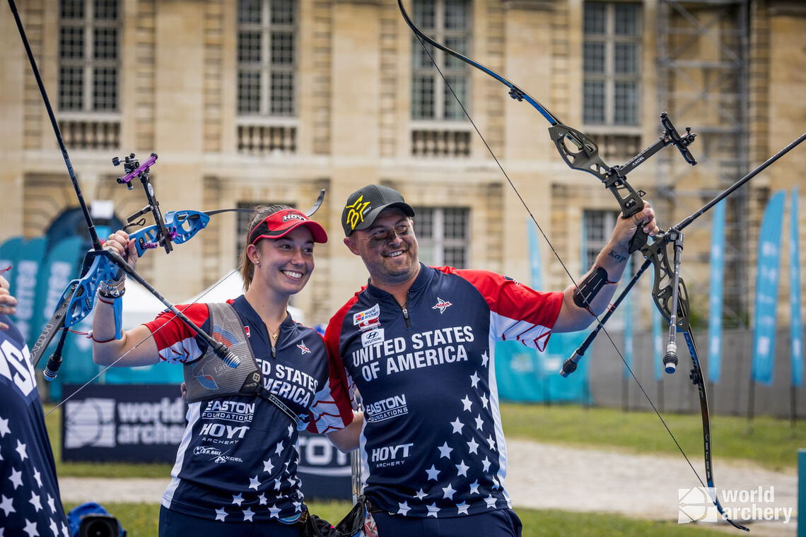 USA win the mixed team event at Paris 2022