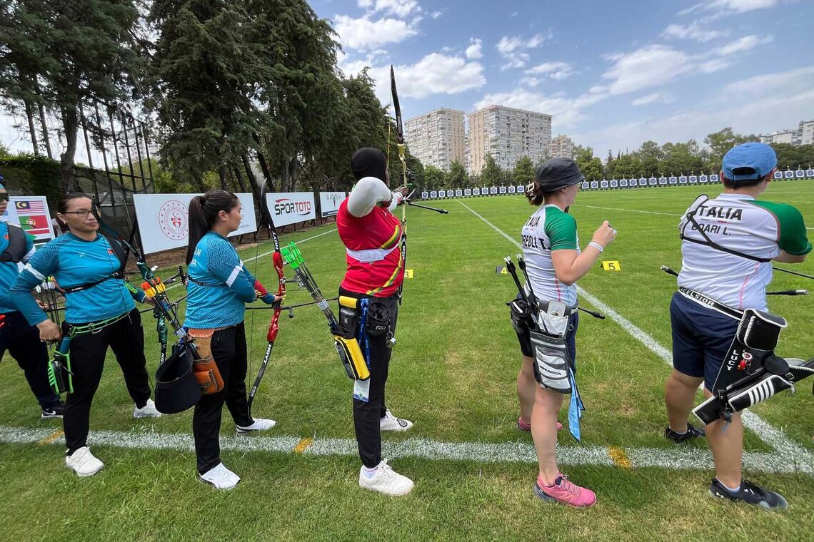 Fatoumata Sylla shooting in qualification.