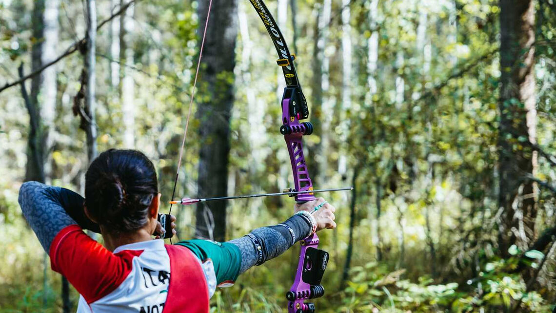 Cinzia Noziglia shoots at the world field championships.