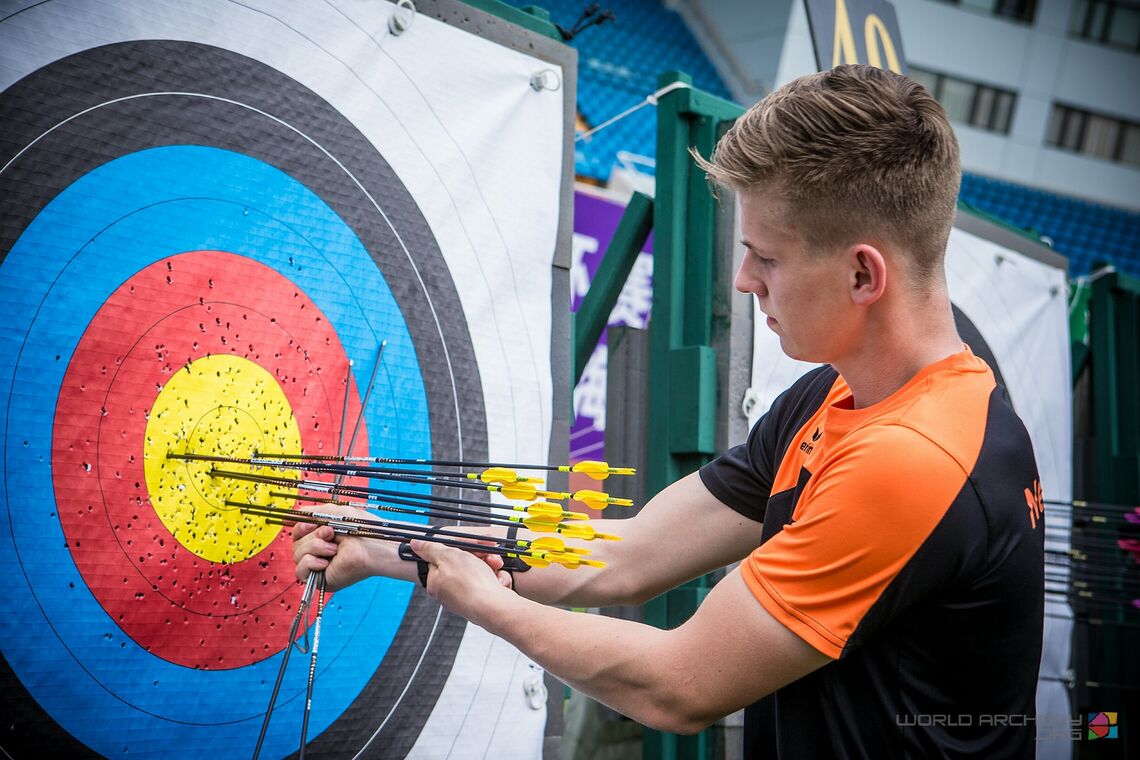 Archery arrows deals