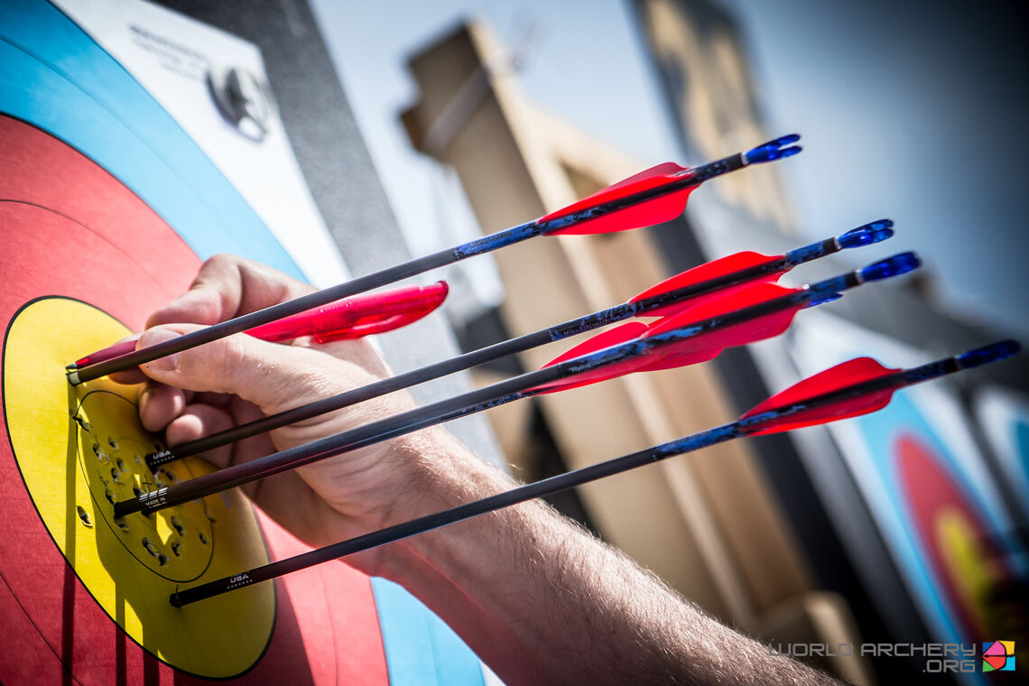 Short Korean Takedown Bending Fiberglass Bow by AJ Archery - Review -  YouTube