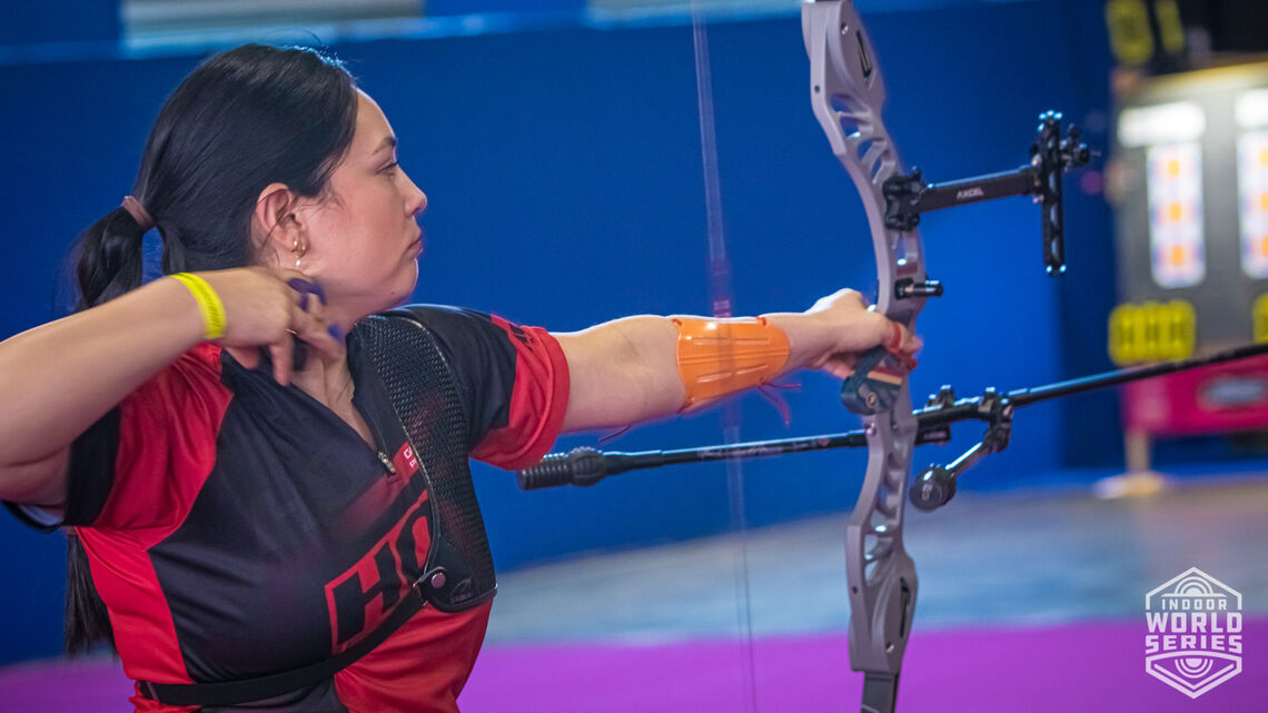 Gaby Schloesser shoots during the Sud de France – Nimes Archery Tournament in 2021.