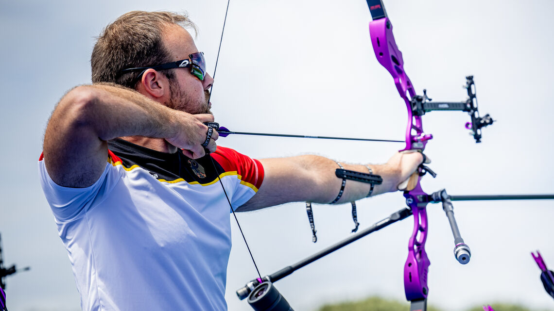 Florian Unruh shooting in Paris 2024 qualification round.