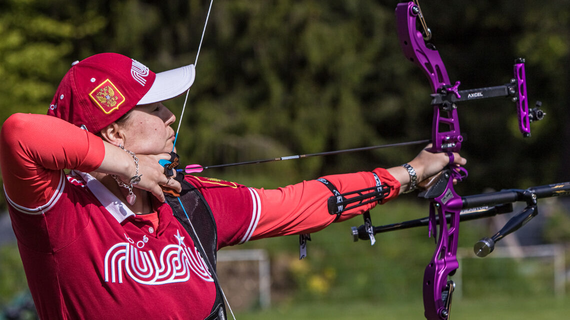 Ksenia Perova shoots during eliminations at the second stage of the Hyundai Archery World Cup in 2021.