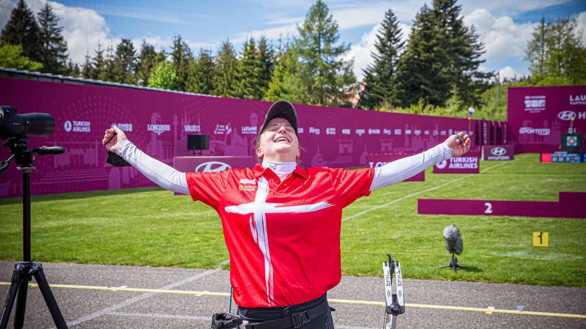 Tanja Gellenthien celebrates gold at the second stage of the Hyundai Archery World Cup in 2021.