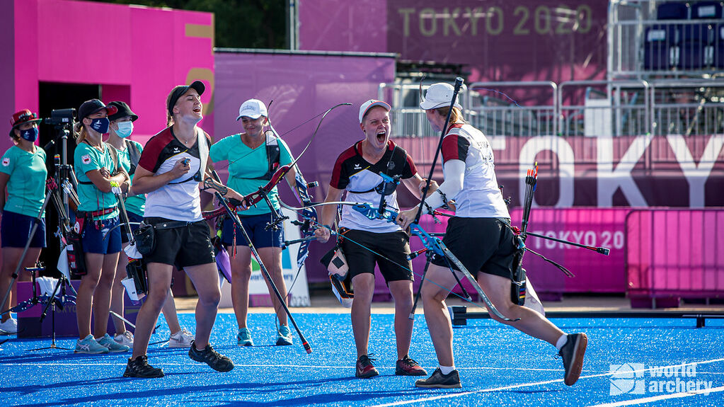 Germany celebrates winning bronze in the women’s team event at the Tokyo 2020 Olympic Games. 