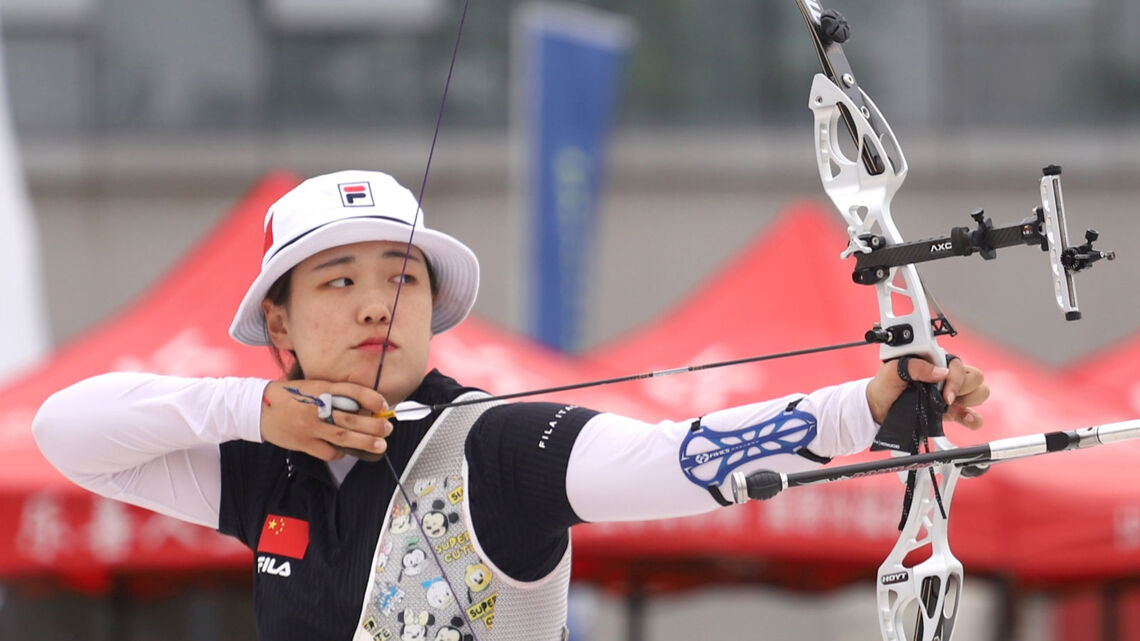 Wu Jiaxin shooting during China’s Olympic trials in 2021.