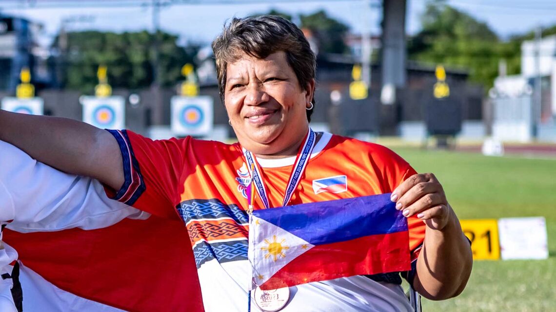 Agustina Maximo Bantiloc carried the flag of Philippines at Paris 2024 opening ceremony.