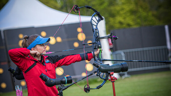 Mariya Shkolna shoots at the second stage of the 2021 Hyundai Archery World Cup in Lausanne.