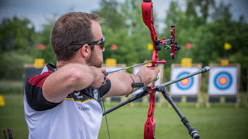 Florian Unruh tops recurve qualification at Munich 2022